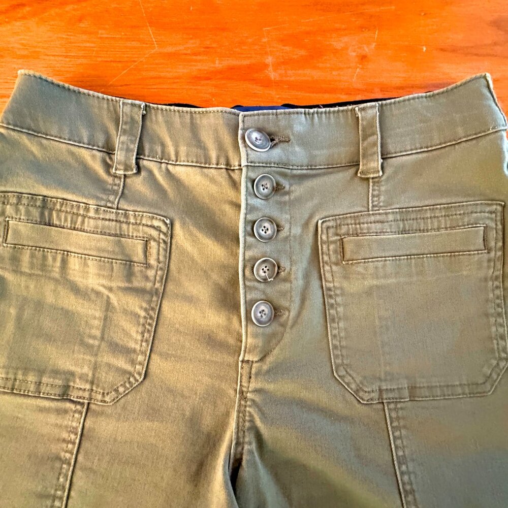 Democracy Womens "Ab"solution Skyrise Button Fly Shorts with Fixed Fray Cuff 10 - Picture 3 of 7